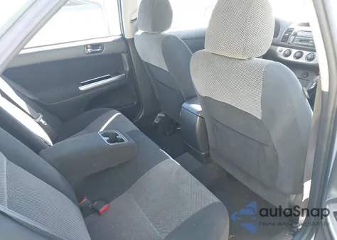 2005 Toyota Camry Se z USA, uszkodzony, nr VIN 4T1BE30K95U958871